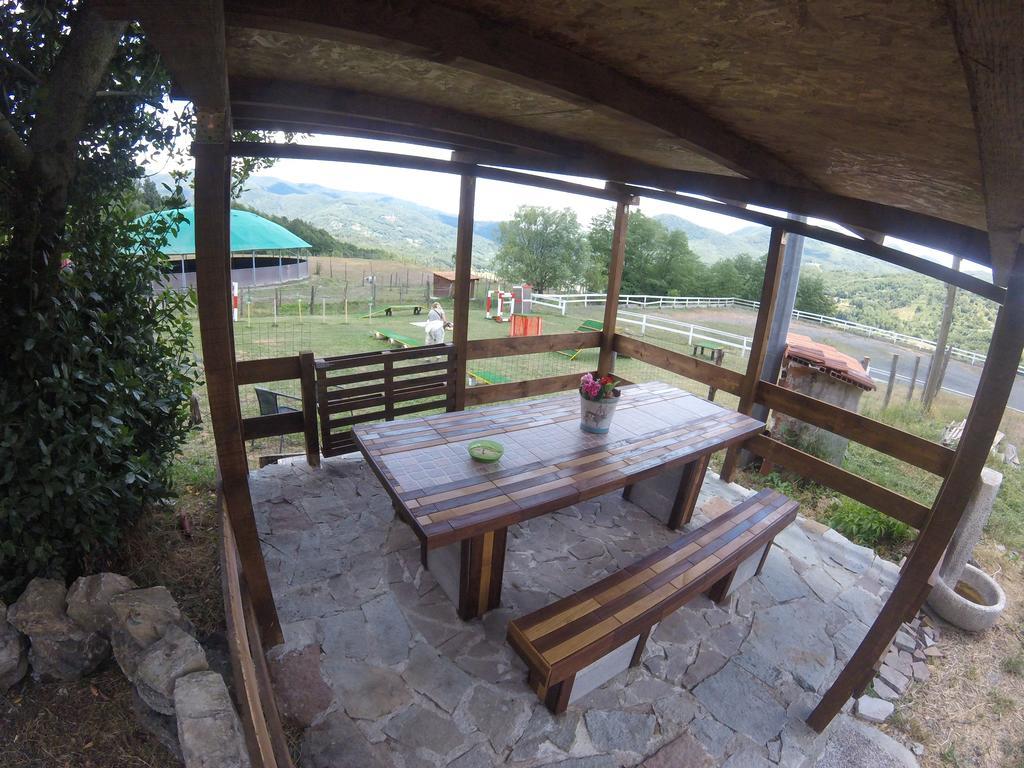 San Pietro Vara Agriturismo Dei Legi מראה חיצוני תמונה