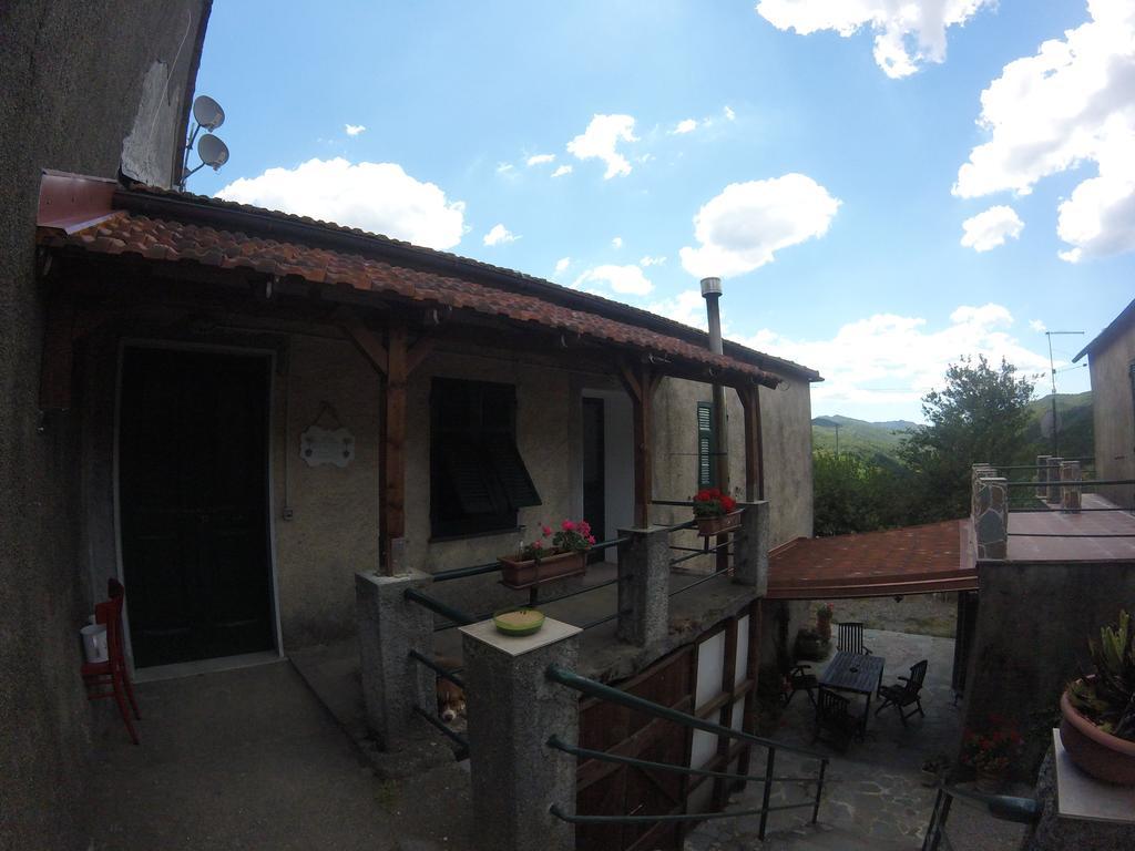San Pietro Vara Agriturismo Dei Legi מראה חיצוני תמונה