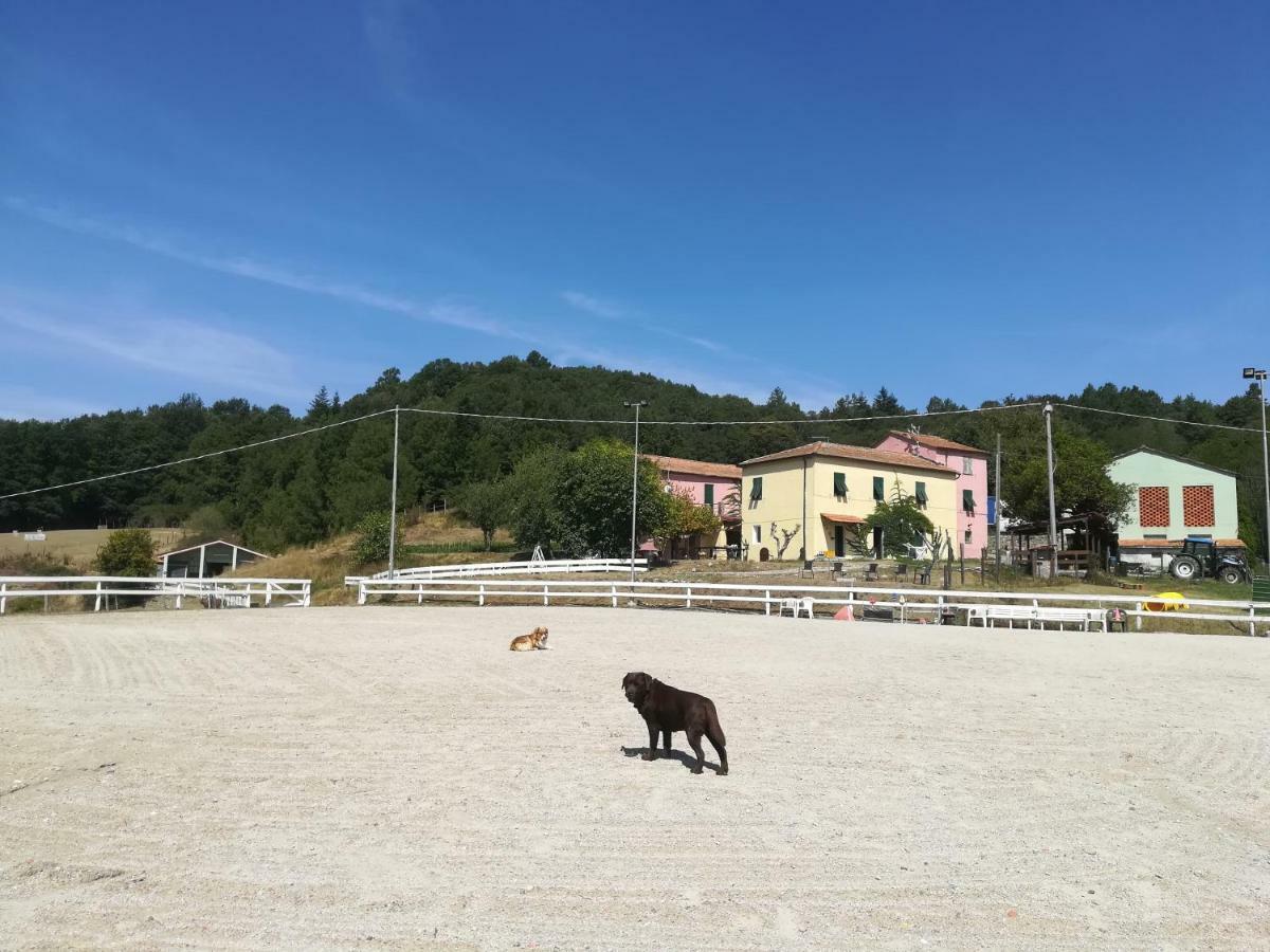 San Pietro Vara Agriturismo Dei Legi מראה חיצוני תמונה